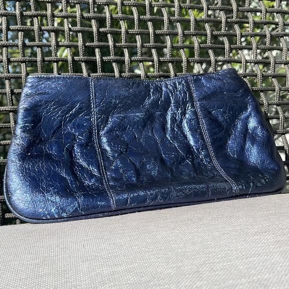 Metallic blue Nicole Bruno clutch in pristine condition - Picture 2 of 5